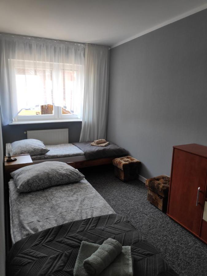 Pokoje Goscinne Moli Łeba Buitenkant foto